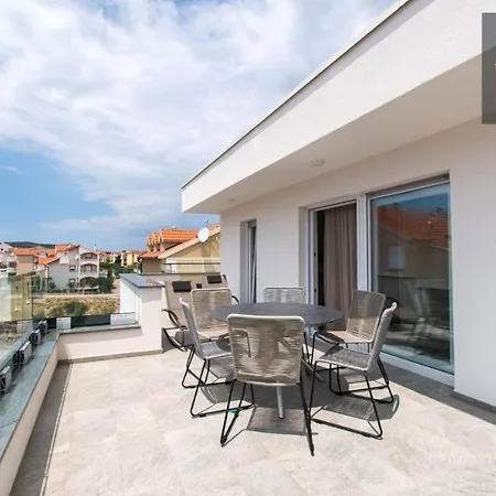 Ljubas Διαμέρισμα